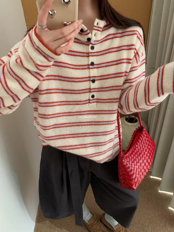 All-Wool Hooded Striped Sweater, 100% Wool, Soft and Skin-Friendly, Lightweight, Non-Weighty, Loose Fit, Classic Stripes