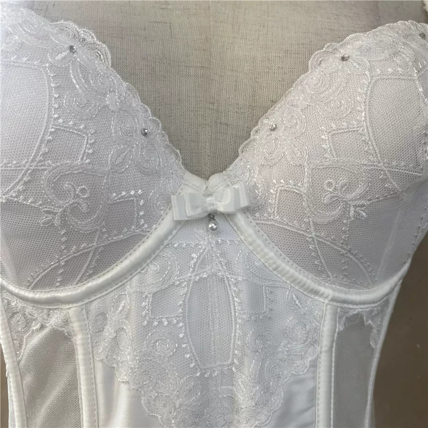 Ивилиан EBLIN ivory white S60 изысканный кружевной вышитый сексуальный одежда для моделирования ECBR823033
