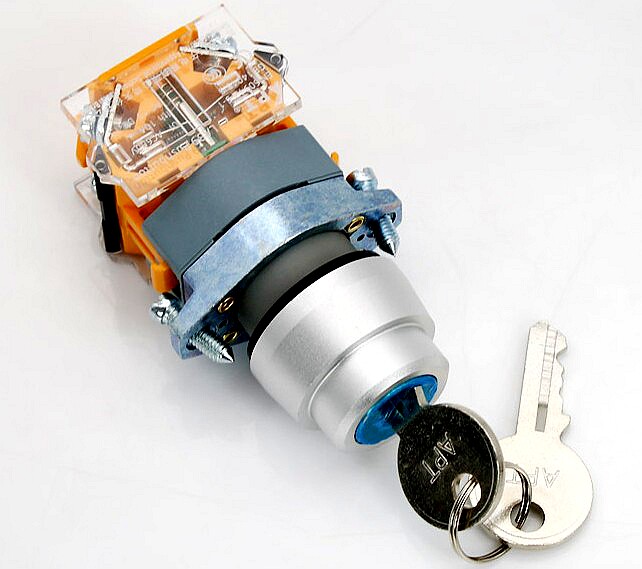 Shanghai Second Work Suzhou Siemens 2-stall 3-step key switch APT LA39-B2-10Y YS