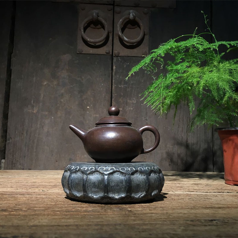 Antique stone carving Shanxi bluestone carving heart-to-heart peach heart small stone drum retro coaster pot pad play Wenwan collection