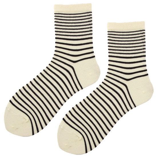 Japanese simple striped basic style all-match pure cotton socks ladies Korean style preppy style retro casual mid-tube socks