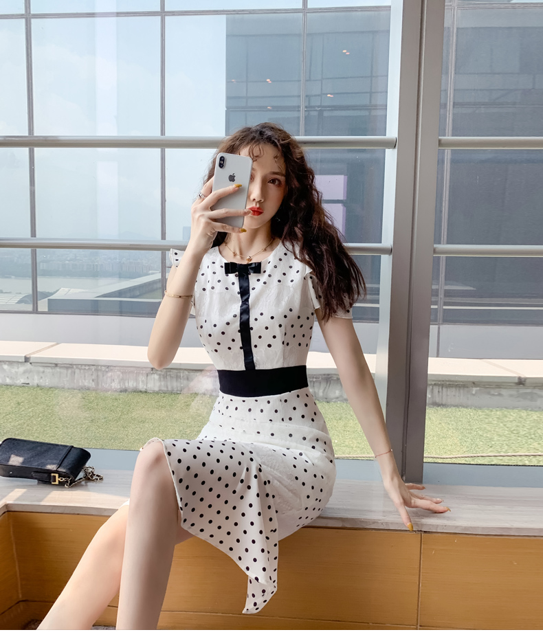 VK旗艦店 韓系名媛氣質淑女波點印花修身包臀短袖洋裝
