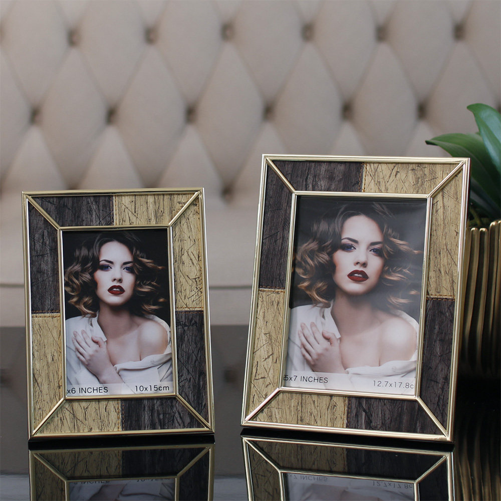 Light Extravaganza Minimalist Modern Soft Adornment Creativity Seven Inch Metal Photo Frame Pendulum Table Ins Wind Photo Frame Swing Piece 6 Inch