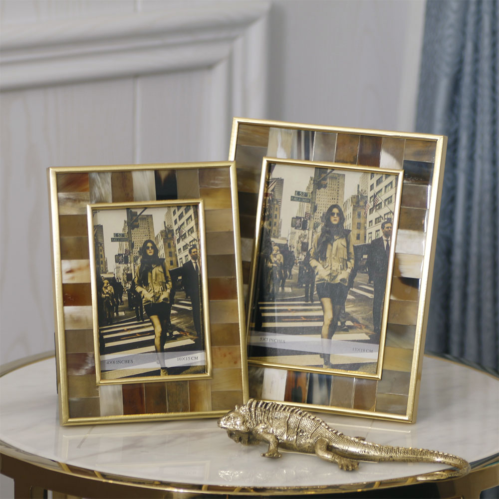 American metal modern living room Soft-fit-like board Bull Bones Eurostyle Photo-Frame Small Lavish Like Frame Swing Stand