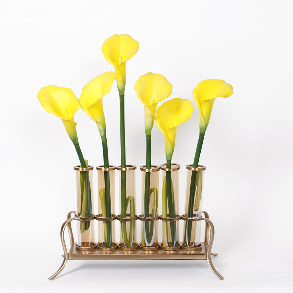 Modern Eurostyle Boilerplate Room Table Yellow Horseshoe Lotus Emulation Floral Vases Decorative Swing Piece Overall Suit