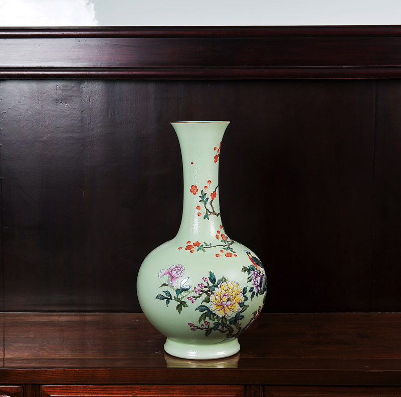 Jingdezhen ceramics powder enamel pick flowers golden pheasant grain bottle vase home decoration technology sitting room place collection