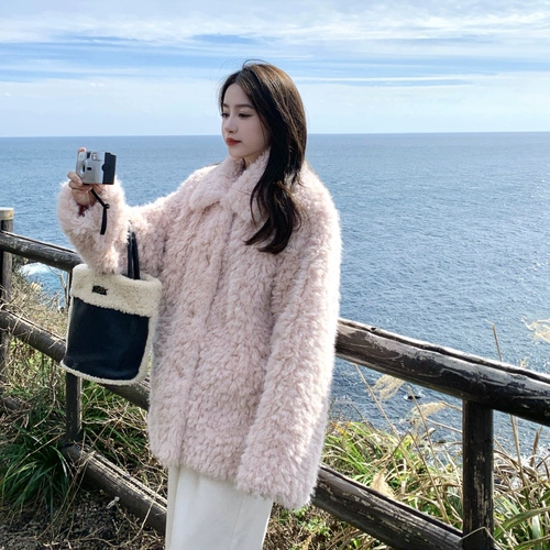 Демисезонная бархатная легкая куртка, свободный крой