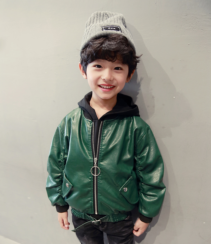 Chàng trai da áo khoác 2020 đầu máy pu da phiên bản Hàn Quốc áo khoác da mùa xuân trẻ em mới của mùa thu và áo khoác quần áo hợp thời trang cho trẻ em.