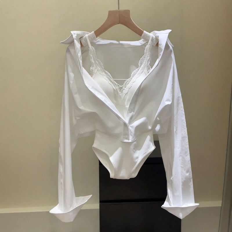 Fashionable Hot Girl V-Neck Lace-Trimmed One-Piece Shirt for Women, New Autumn Style White Patchwork Shirt, Elegant Waist-Cinching Top