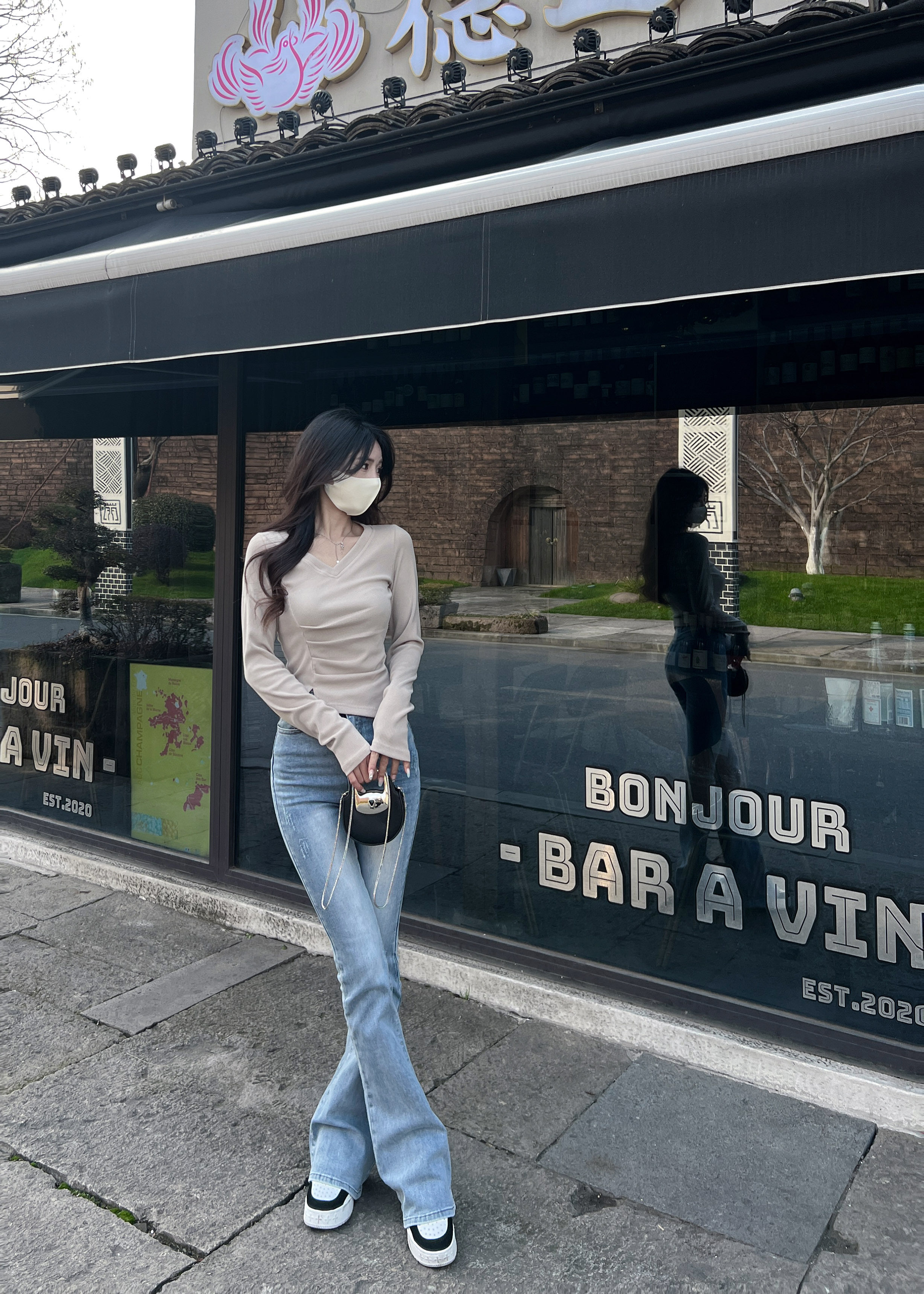 黑色辣妹V领长袖打底衫女春秋季不规则开叉显瘦打底T恤女白色上衣详情34