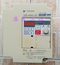 Yaskawa inverter CIMR-J7AA42P2 380V 2 2KW original disassembly machine test OK used