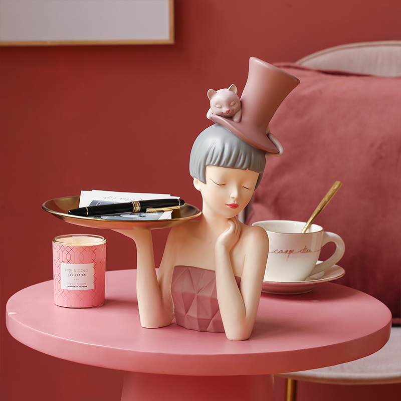 Cat girl light luxury style porch key storage decoration living room TV cabinet home decoration housewarming new home gift