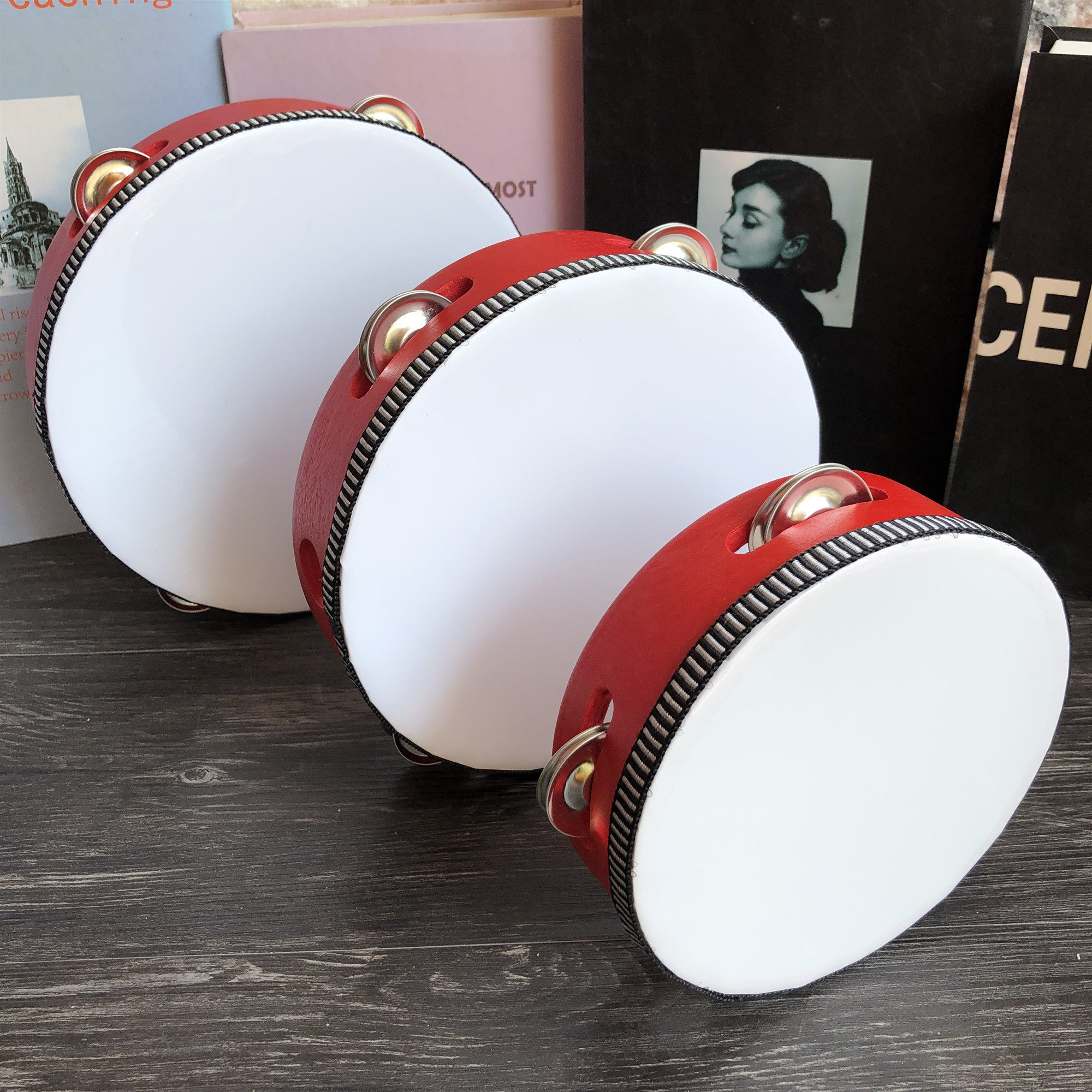 Children's Xinjiang Dance Suzuki Kindergarten teacher beat the drum by hand drummer and drummer Orff percussion-Taobao