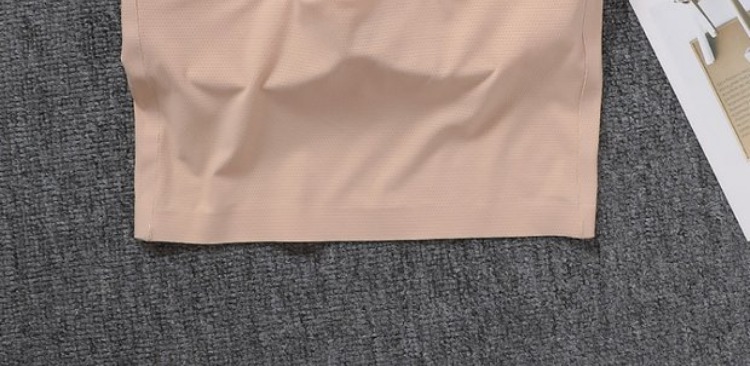 Áo sơ mi trắng bằng vải lụa sling áo ngực có đệm ngực che ngực ống hàng đầu để ngăn chặn ánh sáng của nữ sinh trung học áo bra đẹp