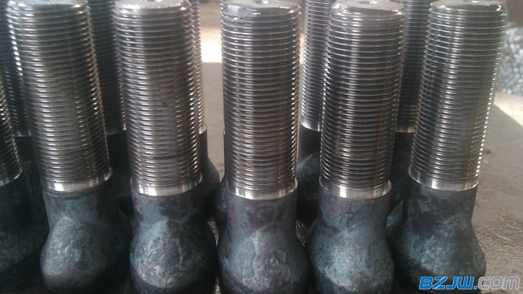M42 goose egg head bolt horseshoe-shaped oval screw lengthened ball mill crusher liner screw
