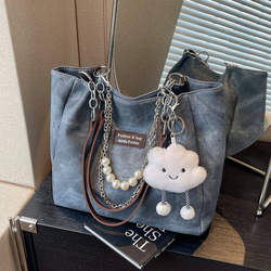 High-End Retro Single-Shoulder Large Bag for Women 2026 New Trendy Fashion Versatile Casual Large-Capacity Commuter Tote Bag