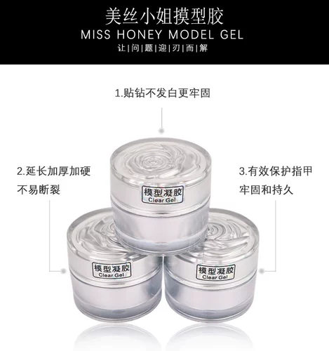 Твердое прозрачное модельное клей.