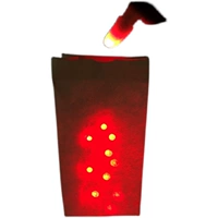 Светлая сумка + красная пальца светильника