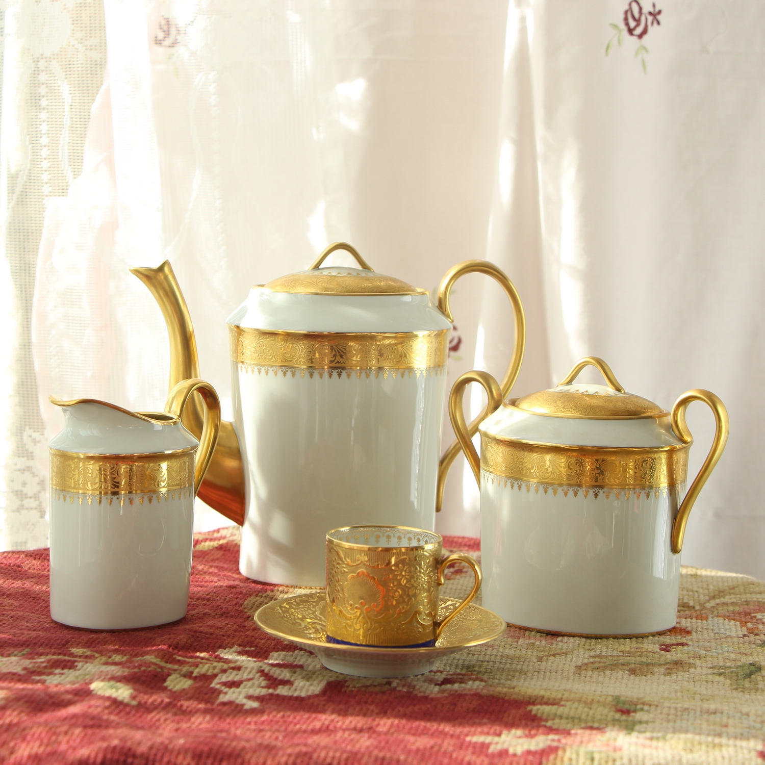 European Porcelain Collection French Court Style Etching Pattern Gold Edge Coffee Pot Sugar Milk Gilt Espresso Cup