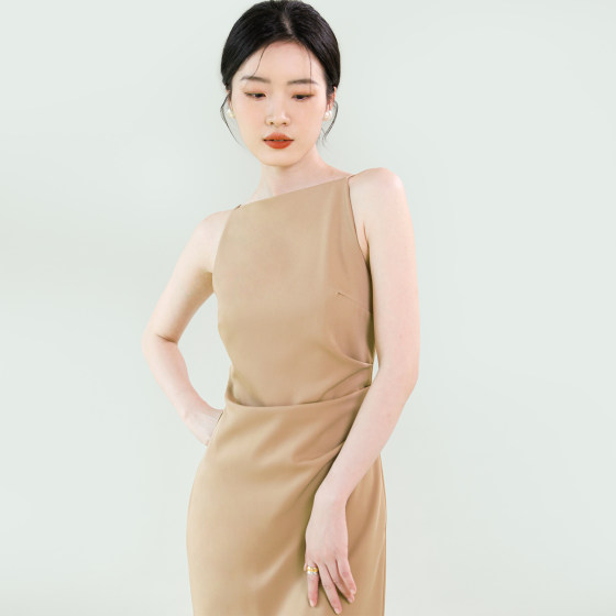 TANSSHOP elegant Hepburn style three-color sling one-word collar sleeveless waist slit straight slim dress