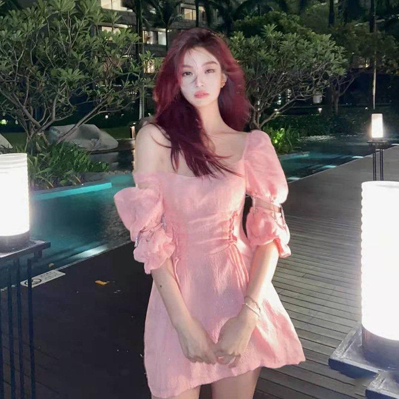 Careful machine off-the-shoulder dress women's autumn 2022 new fairy skirt French design niche pink skirt