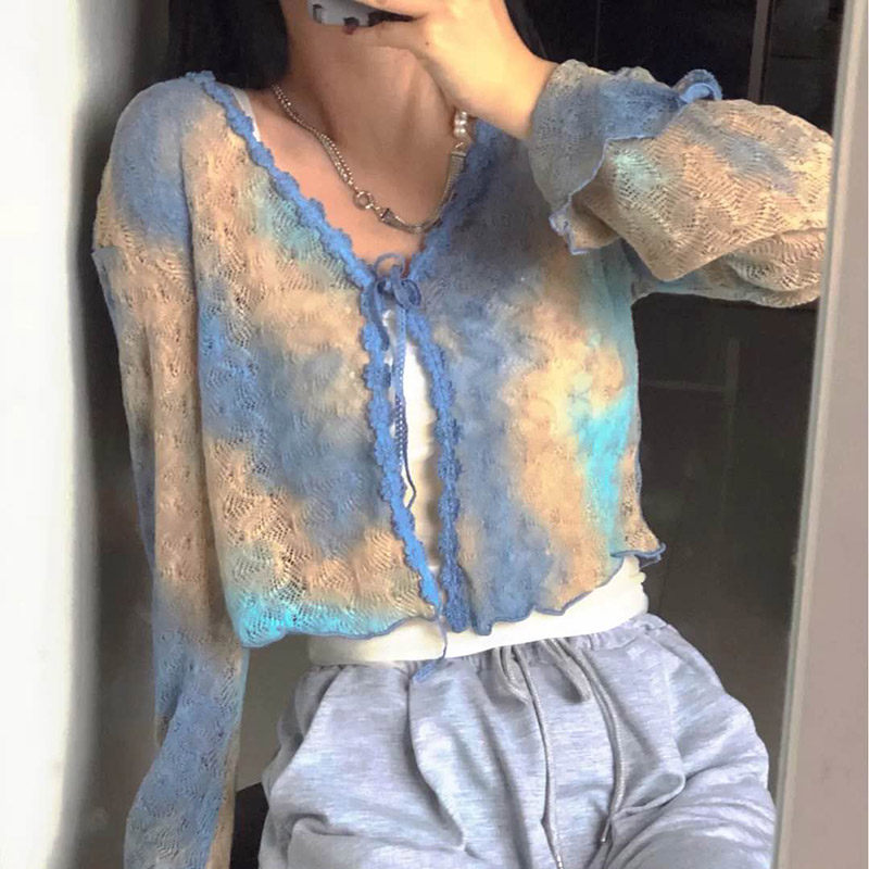 Sweater Short Coat Woman 2020 New early autumn V collar Leisure Lazy Breeze Short knitted blouse sweatshirt thin