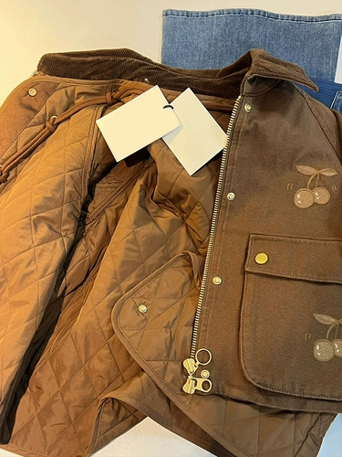 Демисезонная ретро удерживающая тепло куртка, с вышивкой