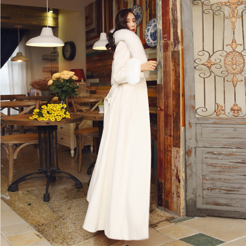 Mới retro nặng thêu thêu áo khoác lông cáo cáo lông cỏ cổ áo nữ dài phần mỏng là áo len mỏng eo áo dạ nữ ngắn