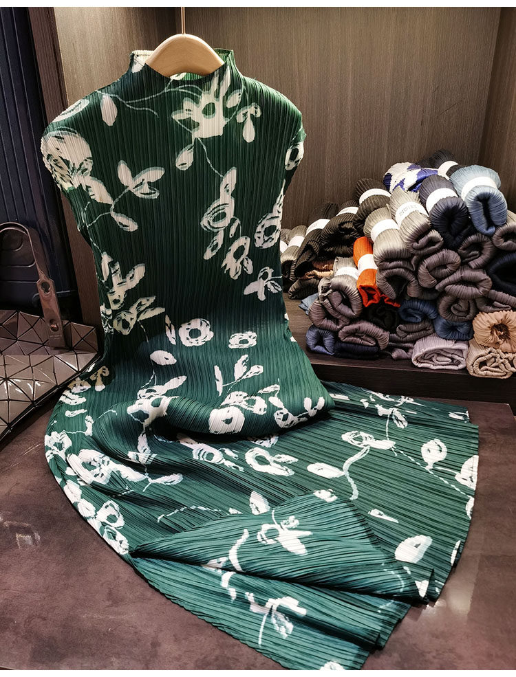 Đầm maxi nữ cổ đứng tay ngắn in họa tiết xếp ly xẻ tà — Màu đen, Màu xanh lá, Màu mơ chi tiết 12