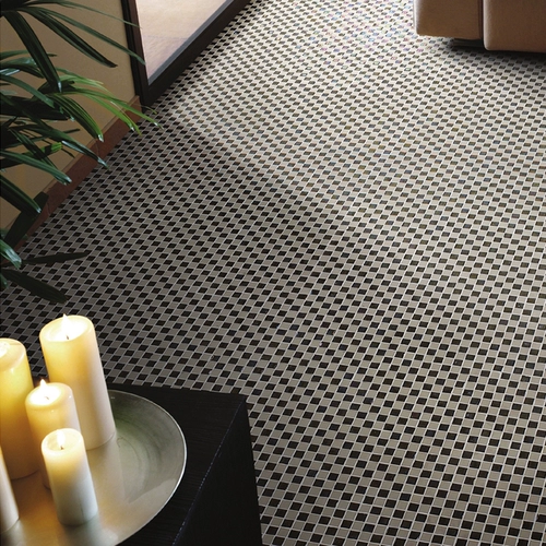 Стеклянная керамическая мозаичная плитка Черно -белая квадратная сетка Кафе Ресторан Ресторан