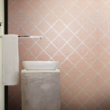 Розовая бриллиантовая стеклянная мозаичная плитка, ветер и ванная комната для душа фоновая головоломка черная земля написание