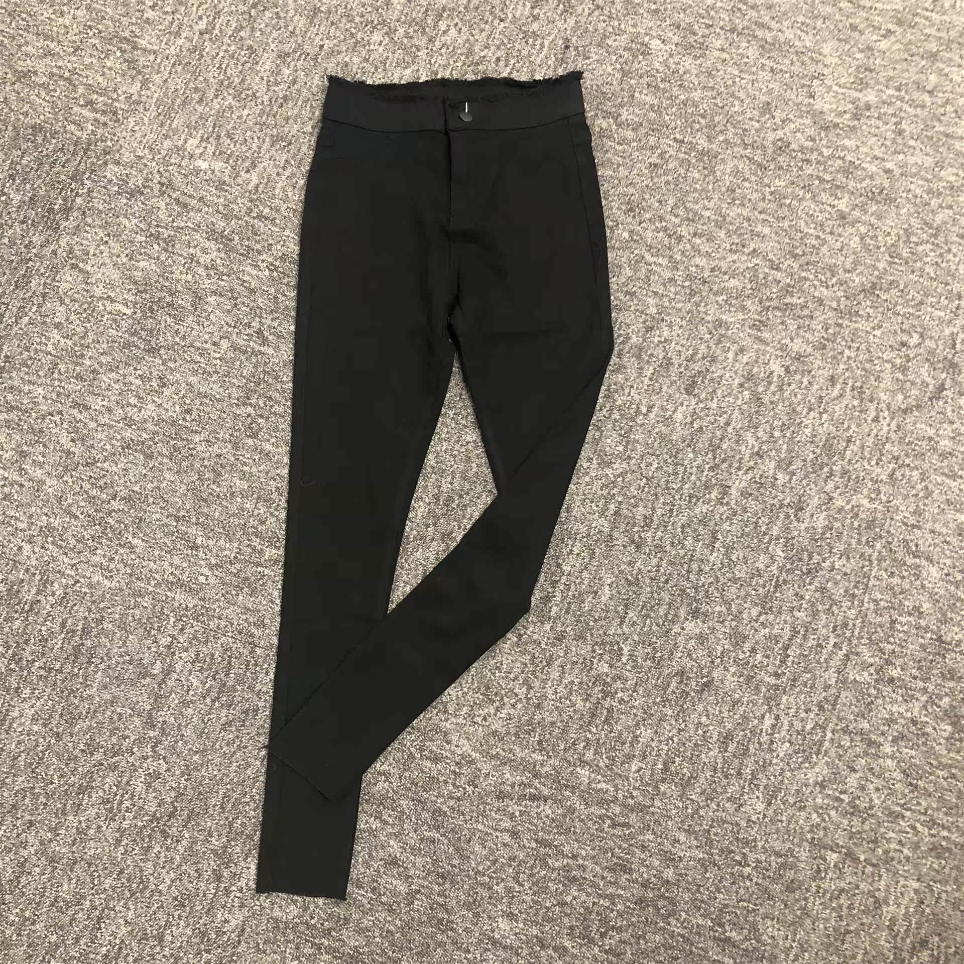 2018 mới bút chì đen bó sát chân quần legging đen hoang dã J0579 quần nữ lót lông