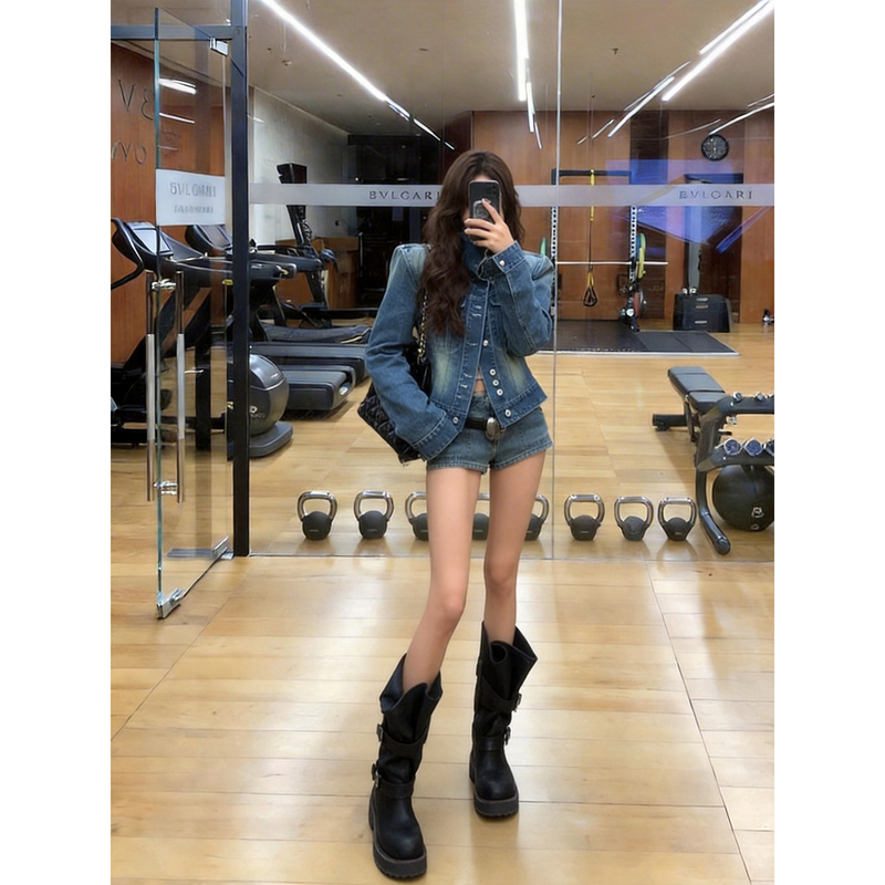 American Retro High-End Denim Suit for Women, Designer Jacket, High-Waisted Sexy Jeans Two-Piece Set, Trendy American Retro High-End Denim Suit for Women, Designer Jacket, High-Waisted Sexy Jeans Two-Piece Set, Trendy