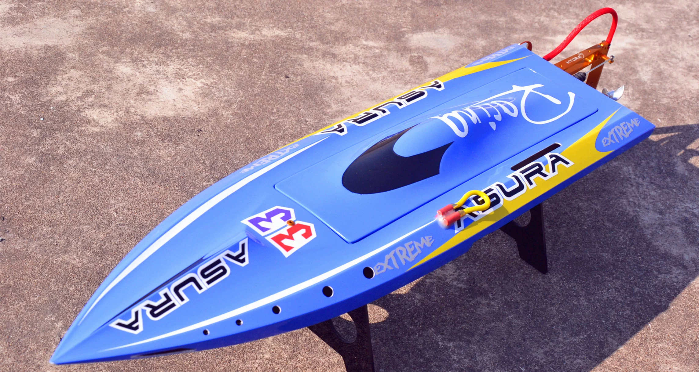 Mo King Супермаркет, Hydra Mono2Great White Sharkless Brushless Power Ship