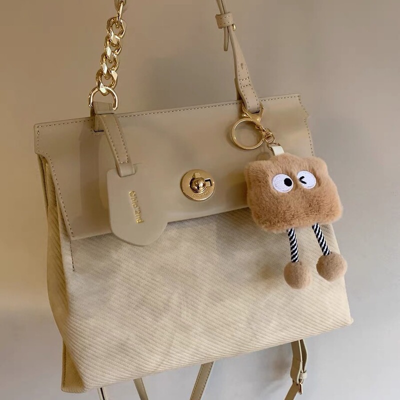 Xiaonanfeng Chio Roaming Holiday Backpack Women's 2026 New Large Capacity Handheld Single Shoulder Casual Backpack