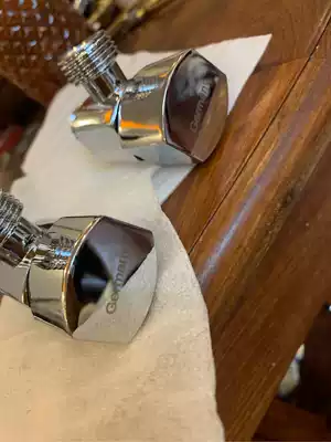 Imported German angle valve All copper triangle valve Faucet angle valve Hot and cold water angle valve