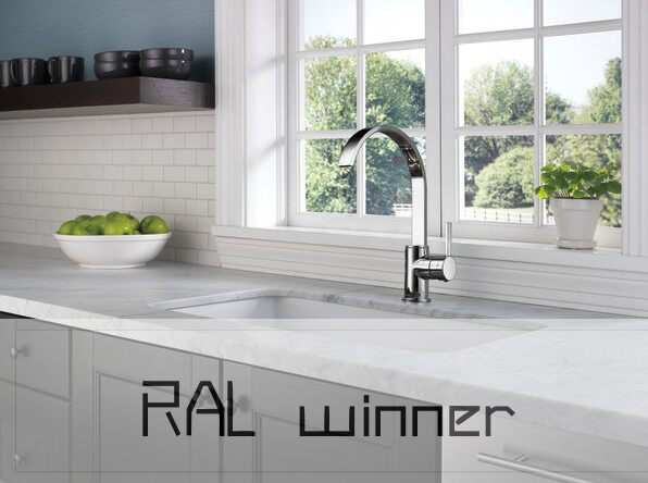 DELTA, and the Dadeja MANDOLIN series kitchen tap can be rocked by about 360