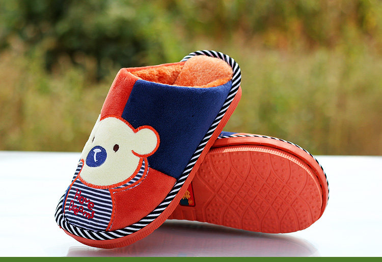 Pantoufles enfants en suède pour hiver - semelle caoutchouc - Ref 1009806 Image 64