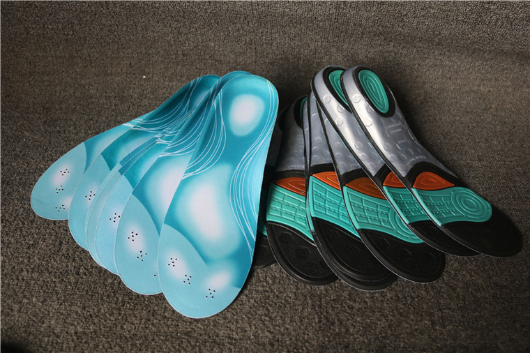 Snacks and shoe pads for men and women silicone shock absorption TPU support thickening sweat and anti - odor and trimming high bullet shoe mat small yards