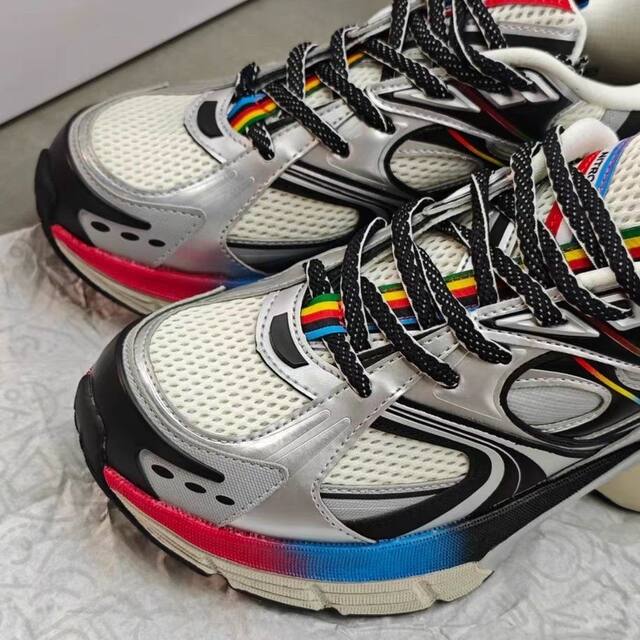 Anta Retro Thick-Soled Casual Shoes with Vibrant Color Scheme, Non-Slip and Wear-Resistant, Low-Top Style 122438877R-1