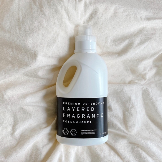 Spot Japanese native version Layered Fragrance laundry detergent Rose Suzulan white musk softener