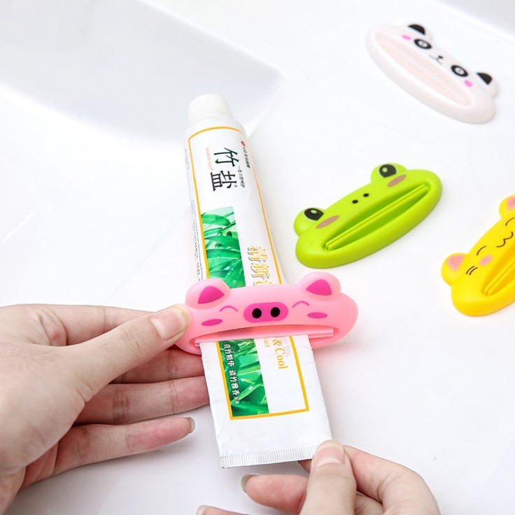 Squeeze Toothpaste Machine Han Edition Creative Cartoon Manual Toothpaste Squeezer Sloth Person Cosmetics Wash Face Milk Squeezer