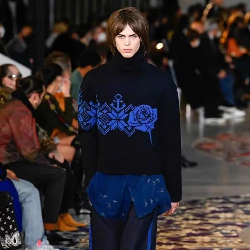 European and American Style Floral Pattern Cashmere Sweater for Young Men, Thickened Round Neck Knitwear, Winter Fashion Sweater, Base Layer Trendy Top European and American Style Floral Pattern Cashmere Sweater for Young Men, Thickened Round Neck Knitwear, Winter Fashion Sweater, Base Layer Trendy Top