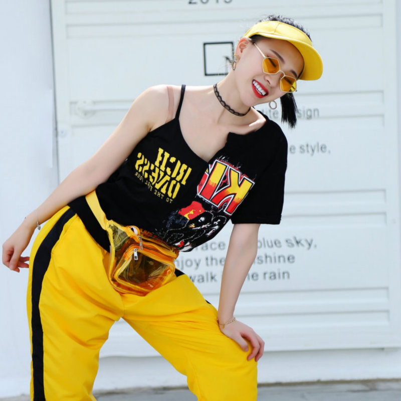 2021 irregular T-shirt female design sensation Little crowdsourced short sleeves Summer loose hip hop style women's jazz blouses