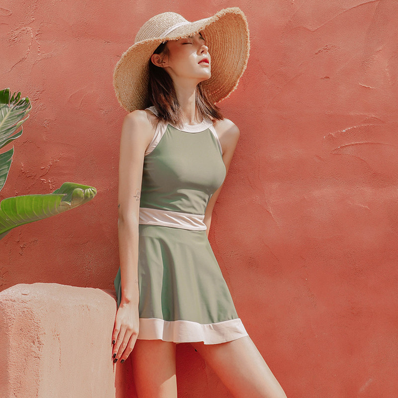 Swimsuit women Summer 2021 new exploits Bubbles Spa conservative Belly Button slim net red Libra with small breasted swimsuit