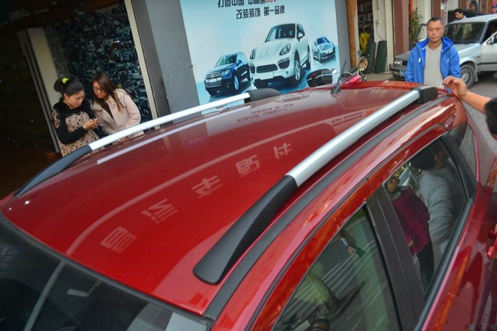 08-15 Nissan đuôi đuôi hacker Hacker cũ sửa đổi đuôi hộp đuôi cánh sơn trang trí mà không cần đấm - Sopida trên cánh lướt gió ô tô