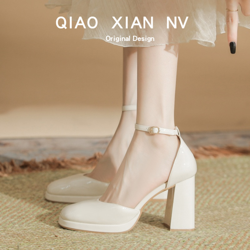 French-Style Mary Jane Women's Shoes with Buckle Straps, Patent Leather Hollow Sandals, Bridesmaid Shoes, Single Shoes, Platform High Heels, Leather Shoes French-Style Mary Jane Women's Shoes with Buckle Straps, Patent Leather Hollow Sandals, Bridesmaid Shoes, Single Shoes, Platform High Heels, Leather Shoes