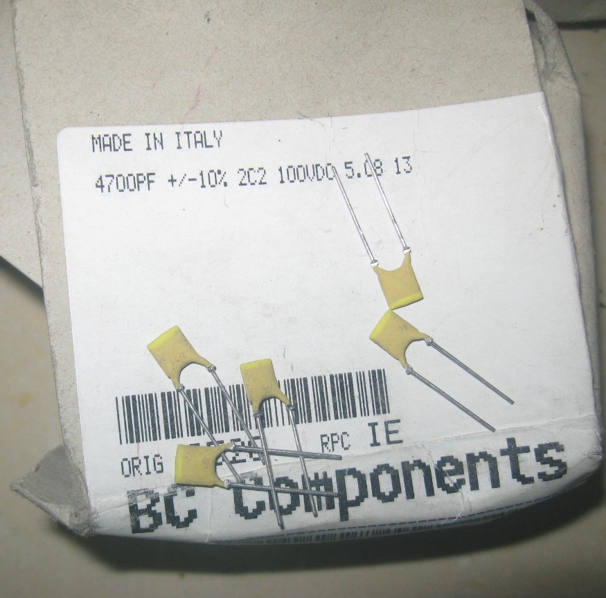 472 4N7 4700PF 100V Philips BC silver film high frequency ceramic capacitor 5MM
