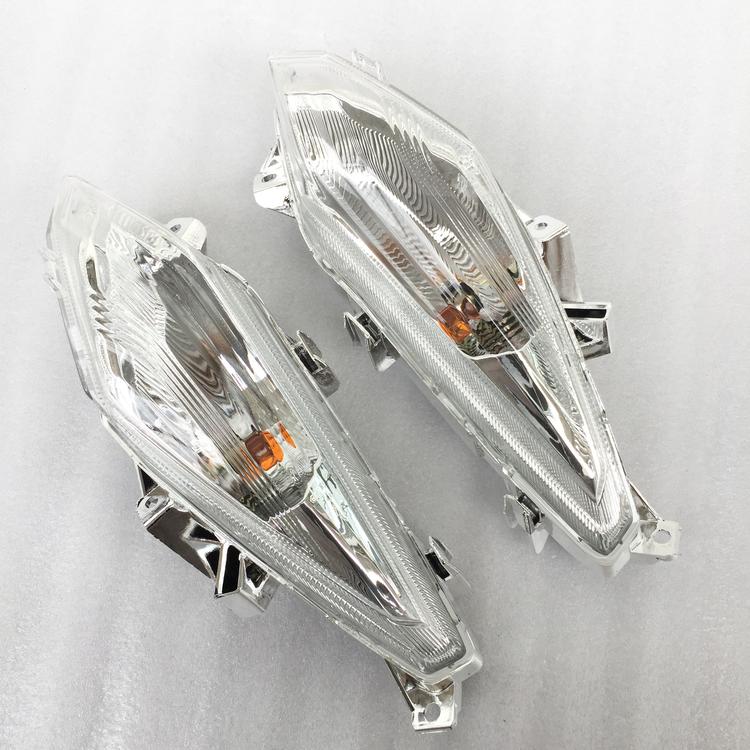 Applicable luxury locomotive VS125 HJ125T-22 front left and right direction lamp direction light turn light assembly