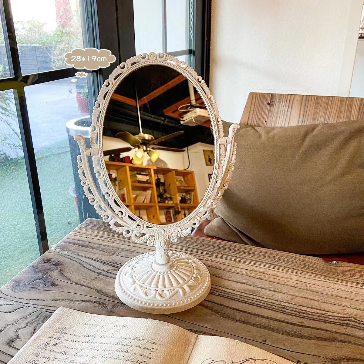 Eurostyle double face with seat white Atlantic comb Makeup Princess Mirror Decorated Elliptical Heart-shaped Creative Valentine's Day Gift